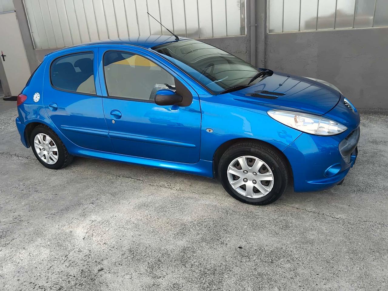 Peugeot 206 Plus 1.1 GPL
