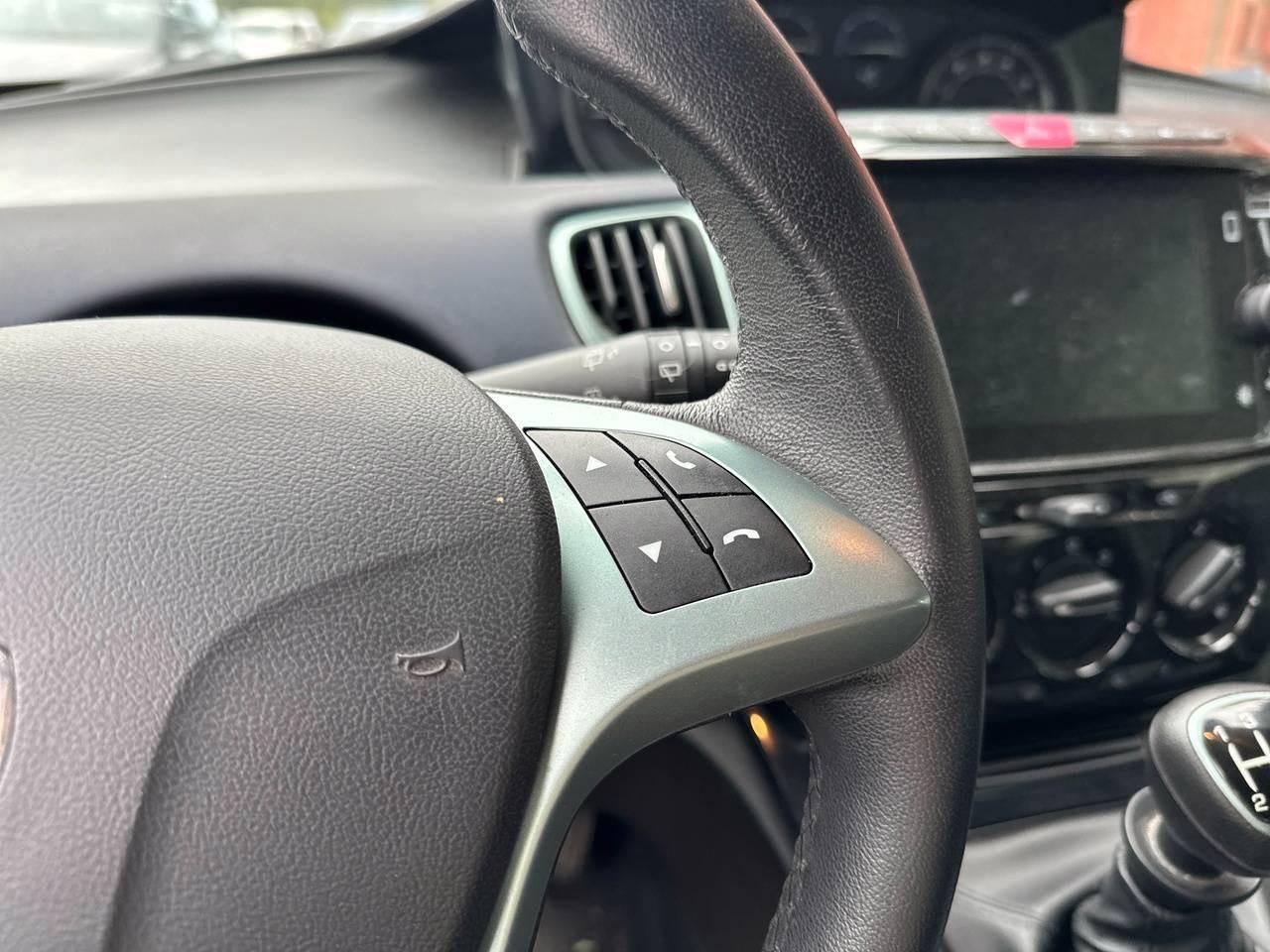 LANCIA Ypsilon III 2021 - Ypsilon 1.0 firefly hybrid Gold s&s 70cv 5p.ti