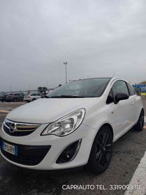 Opel Corsa 1.4 16V 3 porte b-color