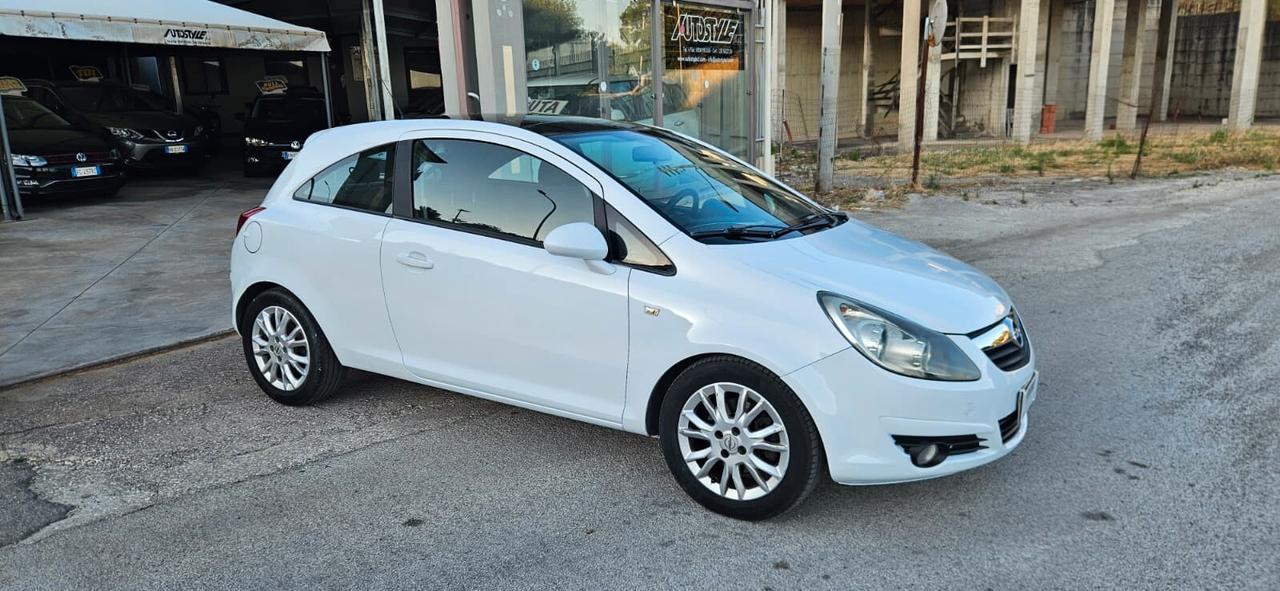 Opel Corsa 1.3 CDTI 90CV 3 porte Cosmo