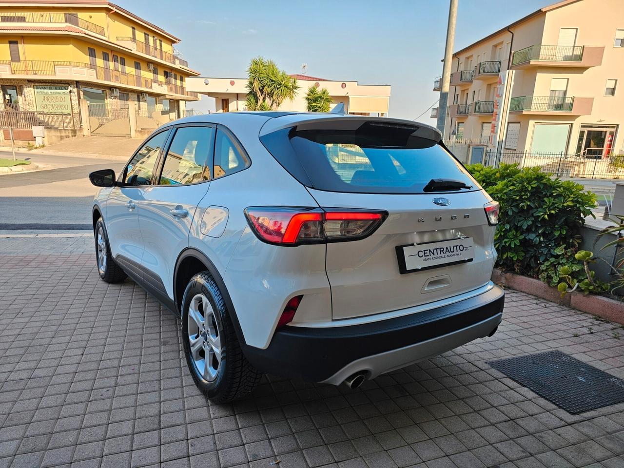 Ford Kuga 1.5 EcoBlue 120 CV aut. 2WD Connect