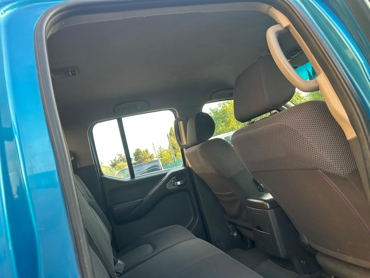 Nissan Navara 2.5 dCi 4 porte Doppia Cabina 4X4