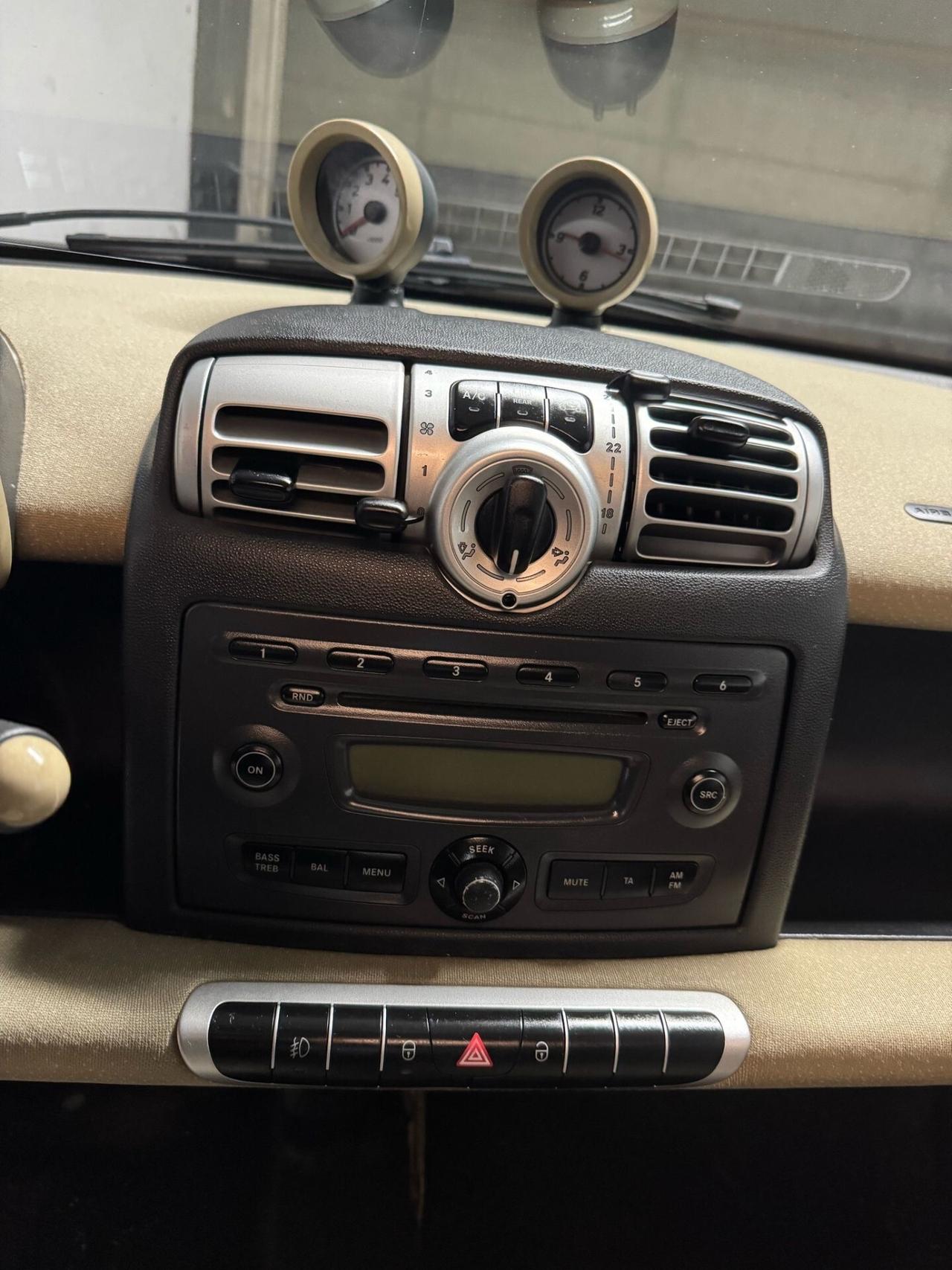 Smart ForTwo 1000 52 kW motore revisionato e 12 mesi di garanzia