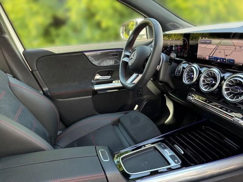 Mercedes-Benz GLA GLA 200 d Automatic AMG Line Advanced Plus Multibeam Led Camera Mbux