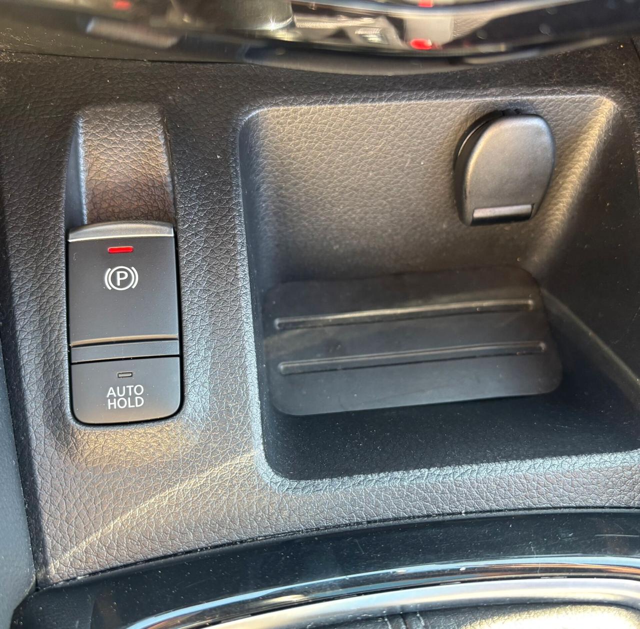 Nissan Qashqai 1.3 DIG-T 140 CV Tekna