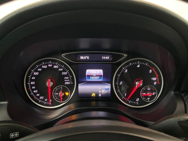 MERCEDES-BENZ GLA 200 d Automatic 4Matic Premium
