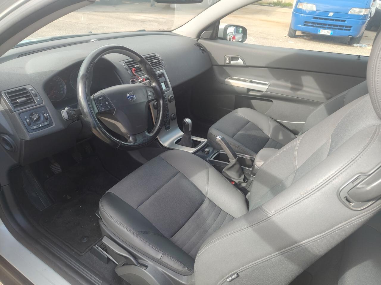 Volvo C30 1.6d momentum