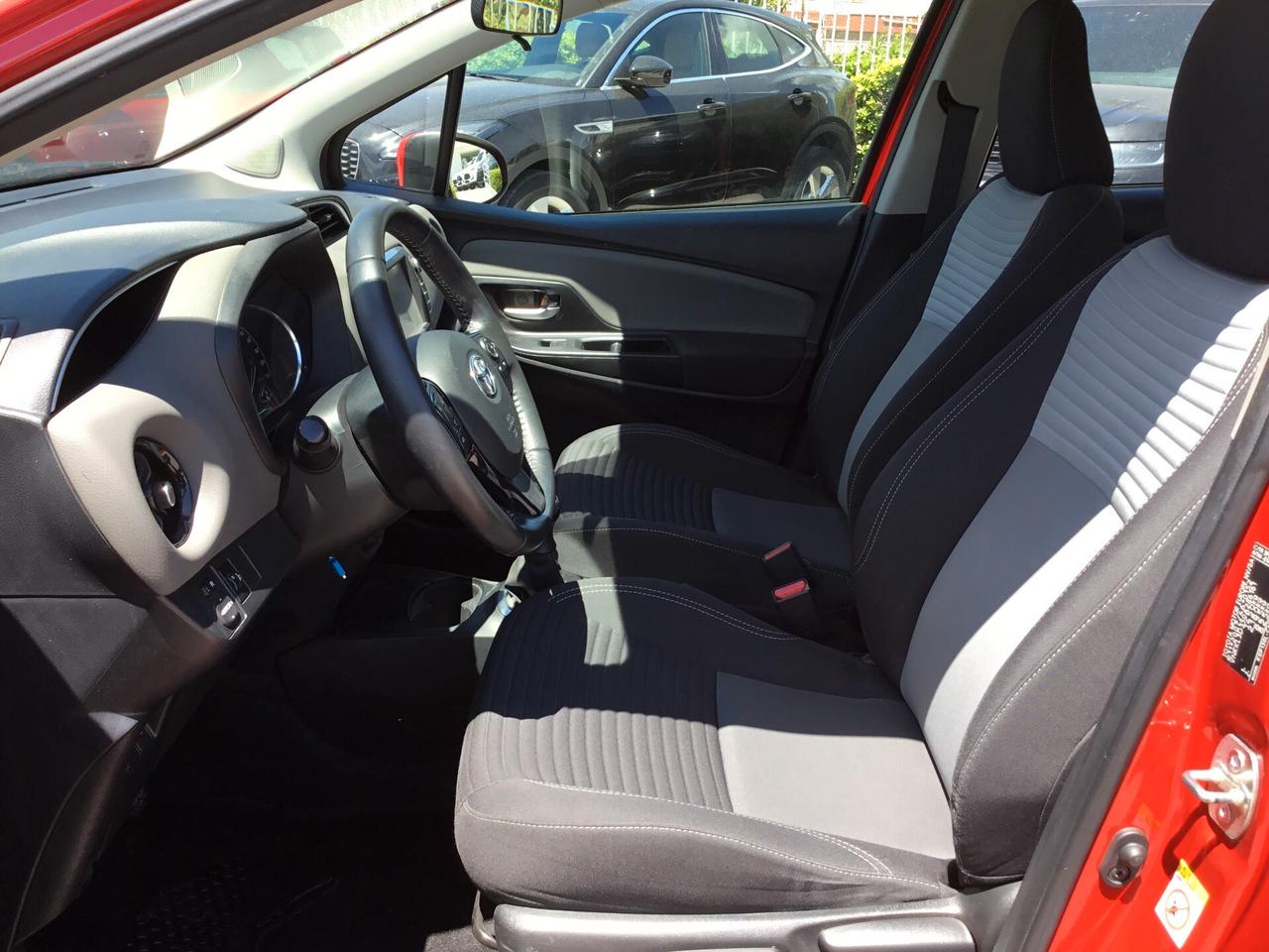 Toyota Yaris 1.0 5 porte Active