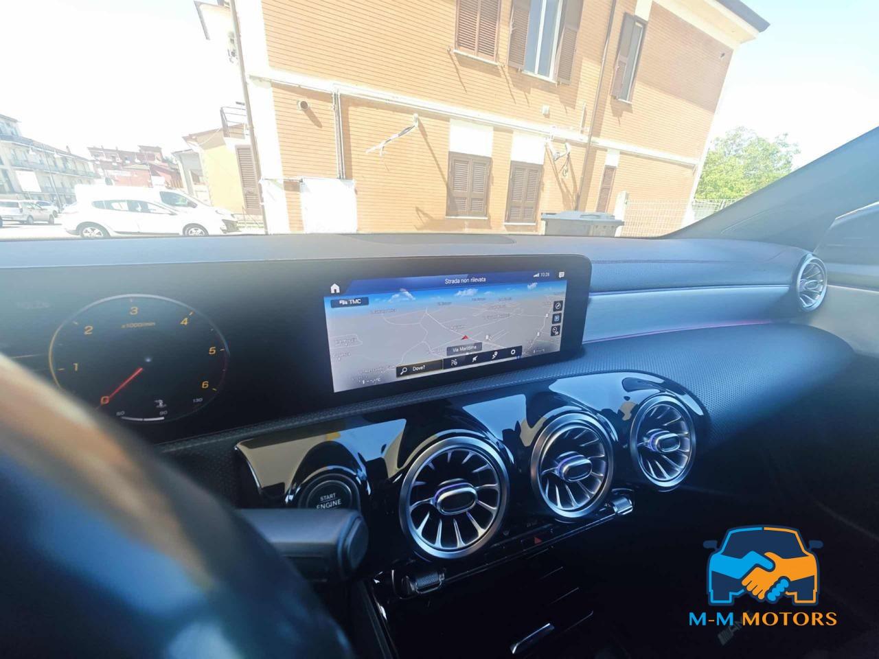 Mercedes-Benz CLA 180 premium amg full optionale