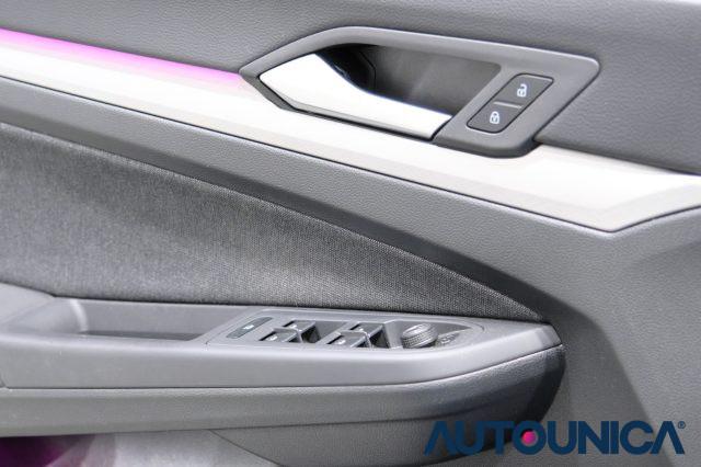 VOLKSWAGEN Golf Variant 1.0 ETSI EVO DSG LIFE FULL LED