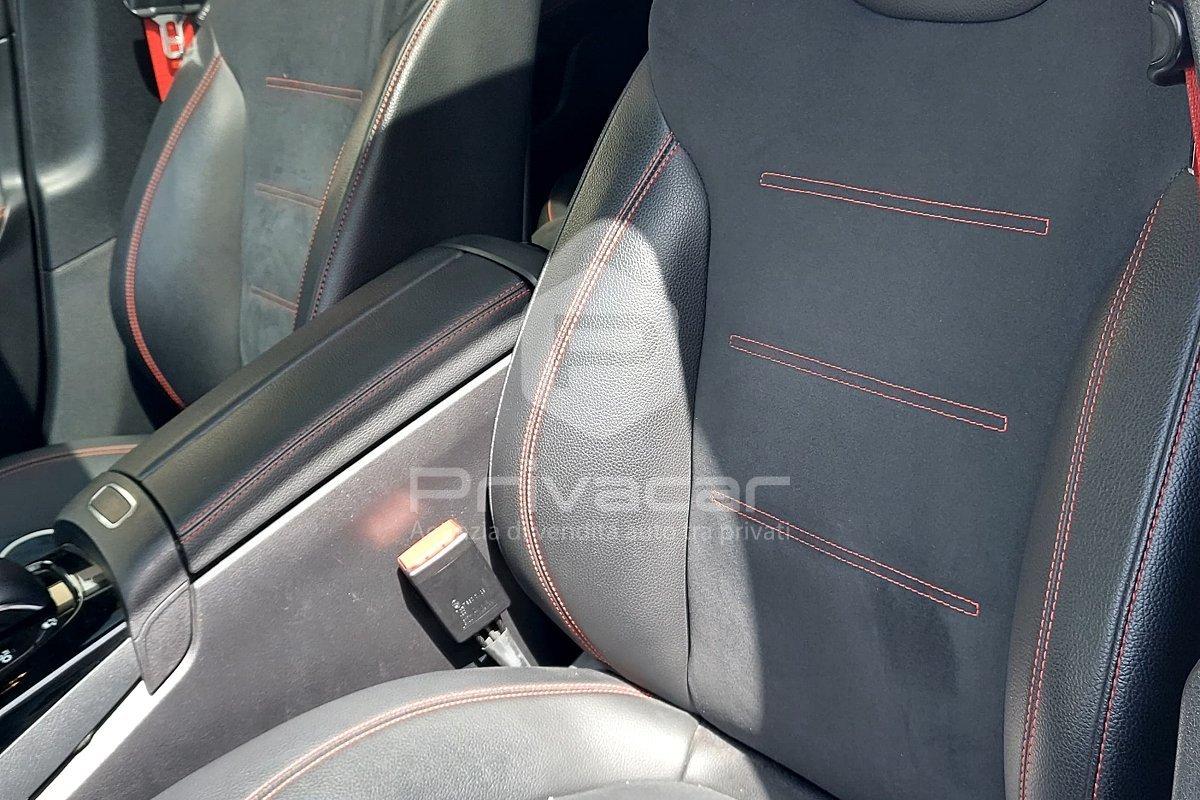 MERCEDES A 35 AMG 4Matic