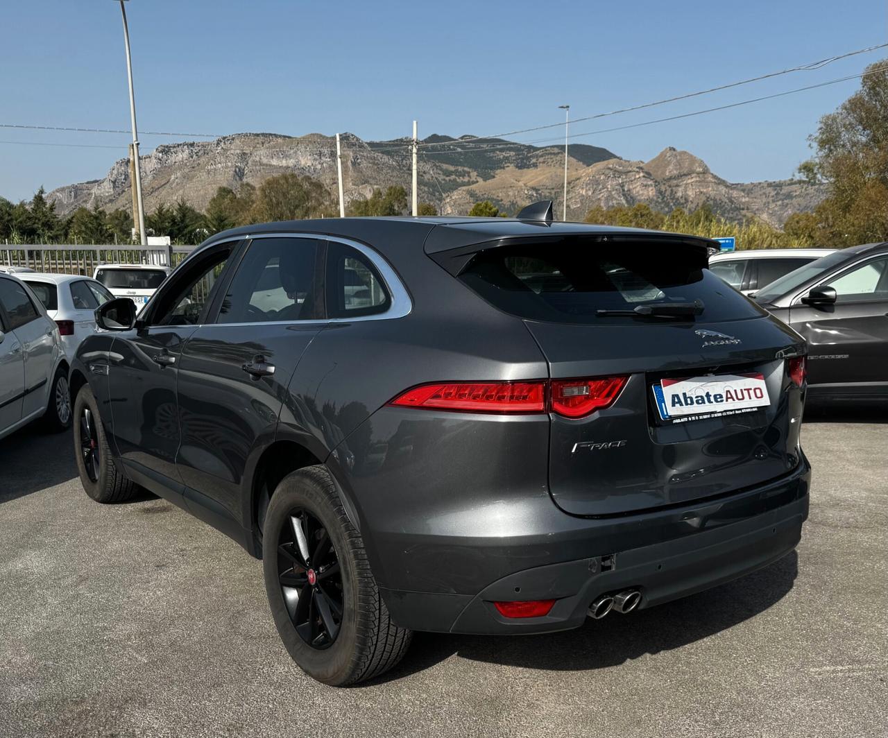 Jaguar F-Pace 2.0 D 180 CV AWD aut. Portfolio