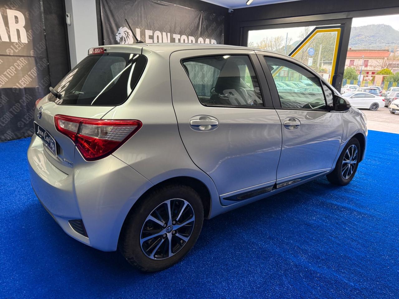 Toyota Yaris benzina hybrida Automatico km 18 mila garanzia 2028