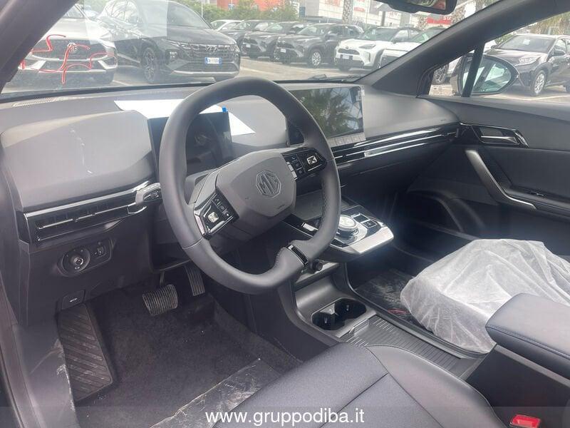 MG MG4 64kwh LUX BLACK PEARL Interior BLACK