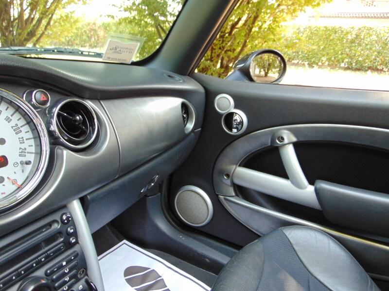 MINI Mini Cabrio (R52) Mini 1.6 16V Cooper Ca...