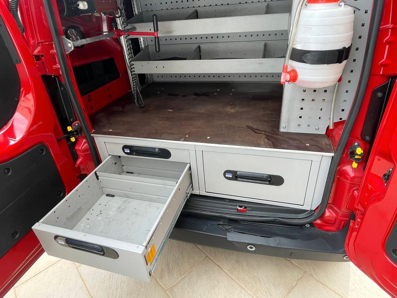 Fiat Fiorino 1.3 MJT 95CV Cargo Adventure