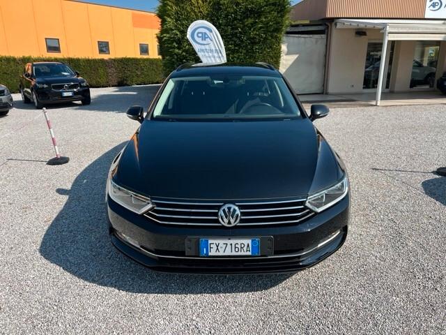Volkswagen Passat Variant 2.0 Tdi 150Cv Business Dsg - Navigatore Discover
