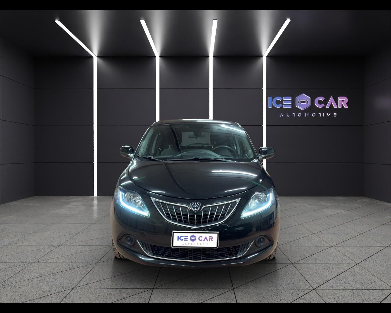 LANCIA Ypsilon 1.0 FireFly 5 porte S&S Hybrid Silver