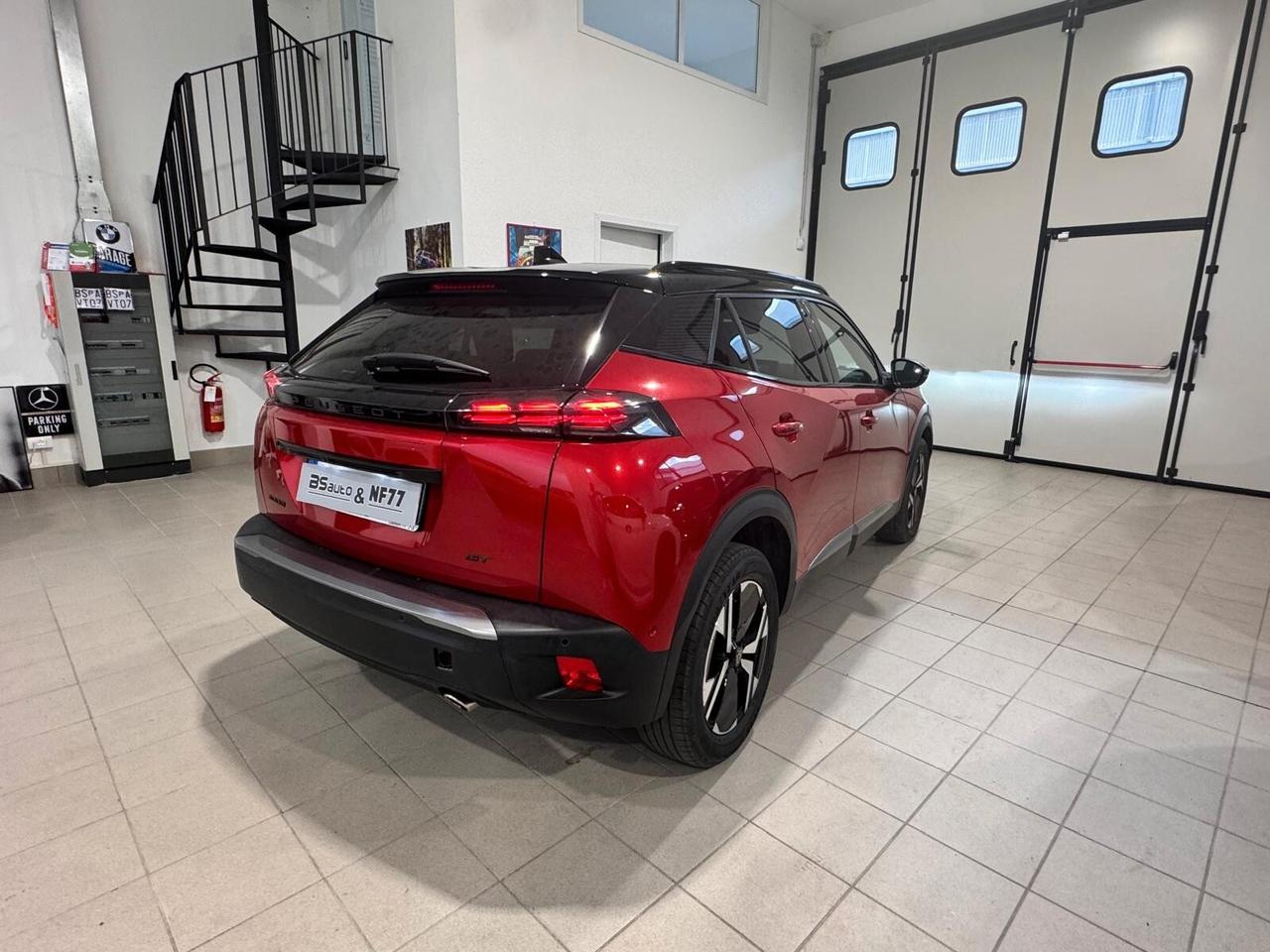 Peugeot 2008 BlueHDi 130 S&S EAT8 GT