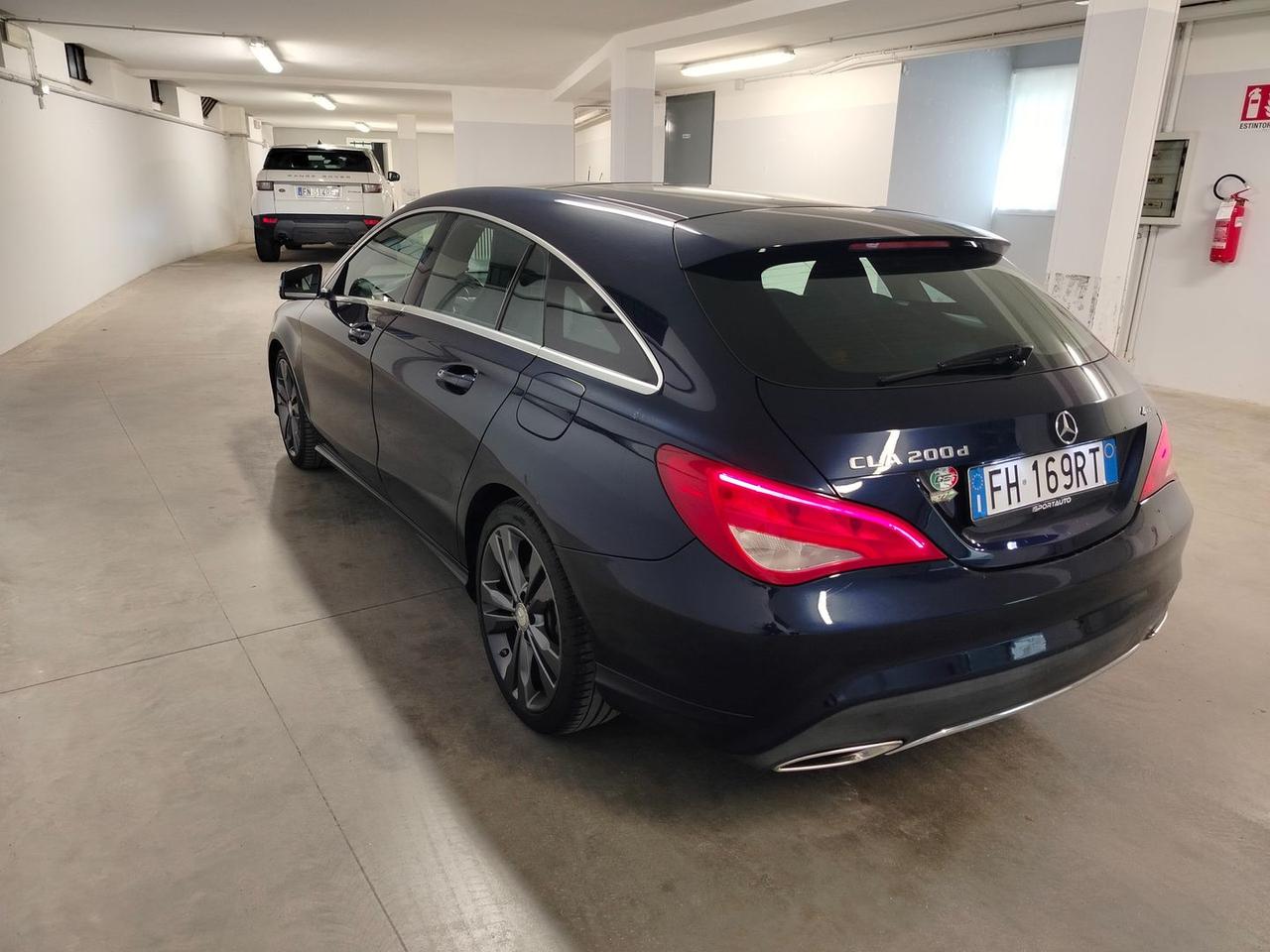 Mercedes-Benz CLA 220 Premium