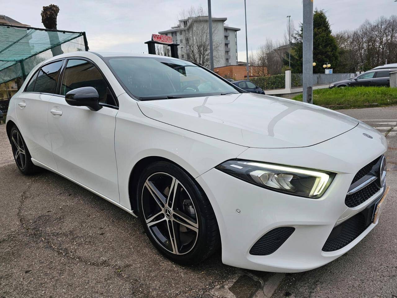 Mercedes-benz A 180d 115cv Sport*Aut*Pelle*Navi*Bi-Xeno*18*Euro6