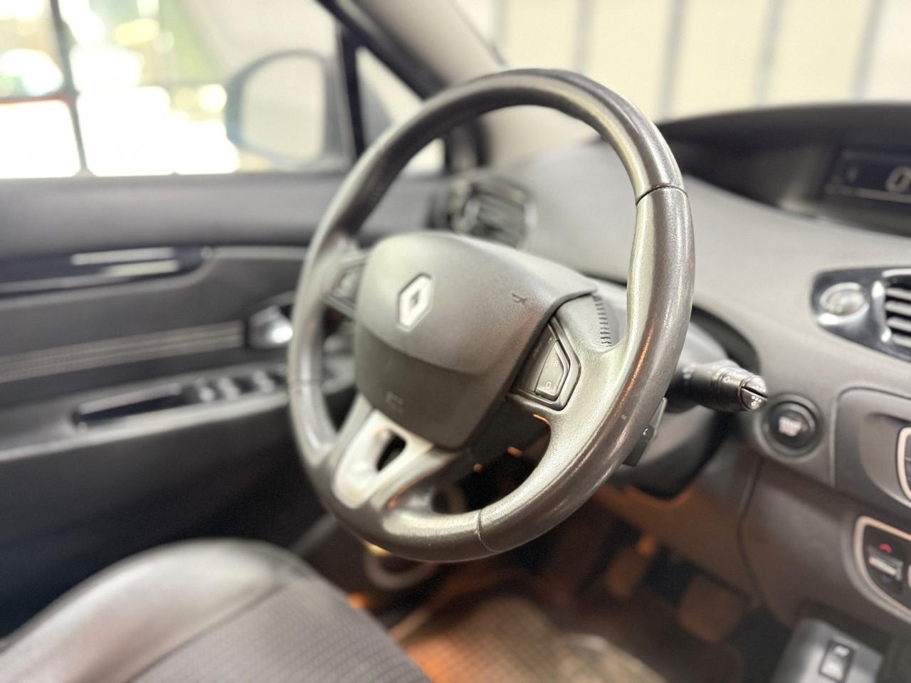 Renault Scenic Scénic X-Mod 1.9 dCi 130CV Luxe