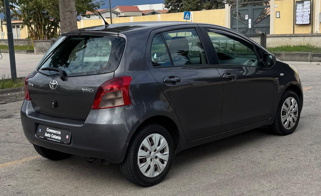 Toyota Yaris 1.4 diesel UNICO PROPRIETARIO