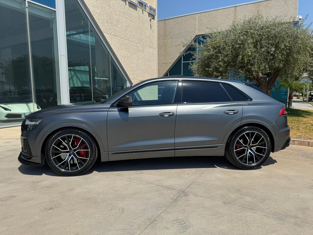 Audi Q8 SQ8 TFSI quattro tiptronic sport attitude possibilità noleggio no scoring