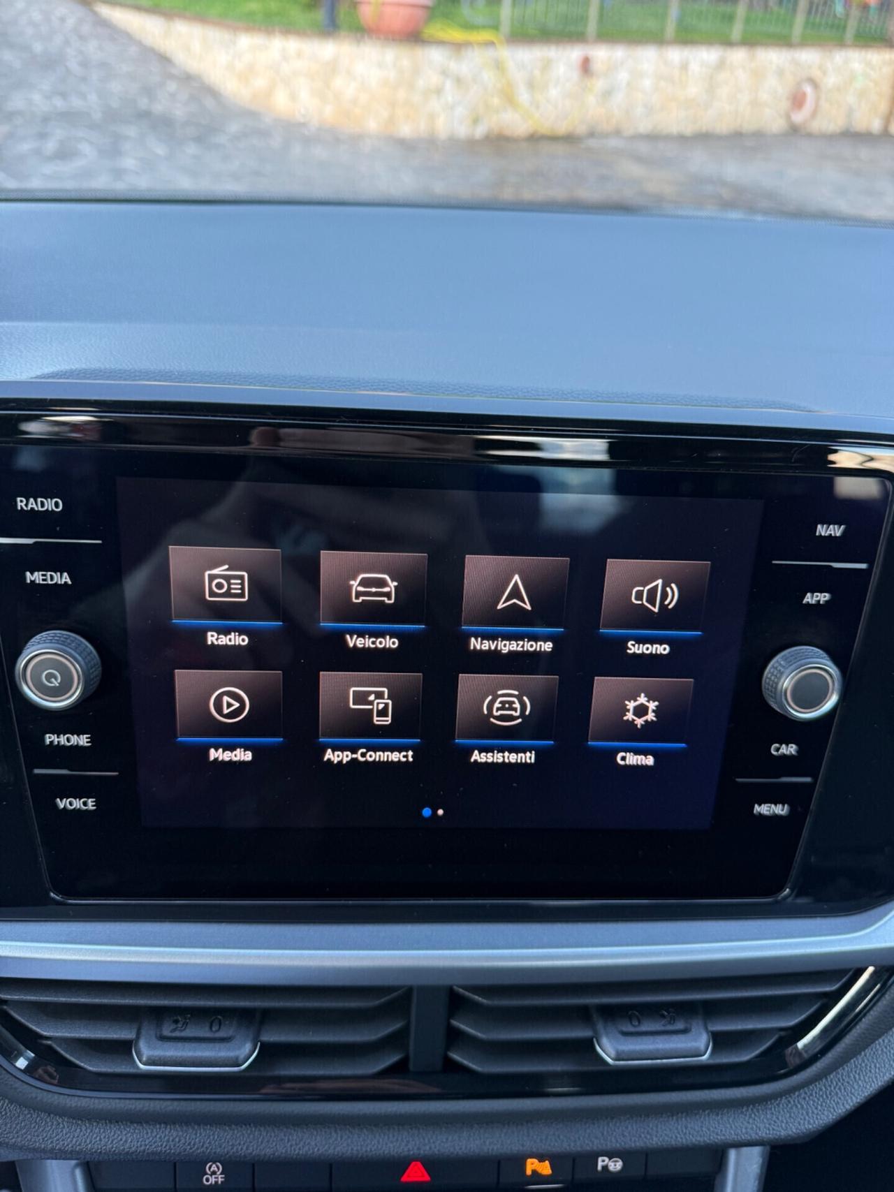 Volkswagen T-Roc 2.0 TDI SCR 150 CV DSG R-Line 2023