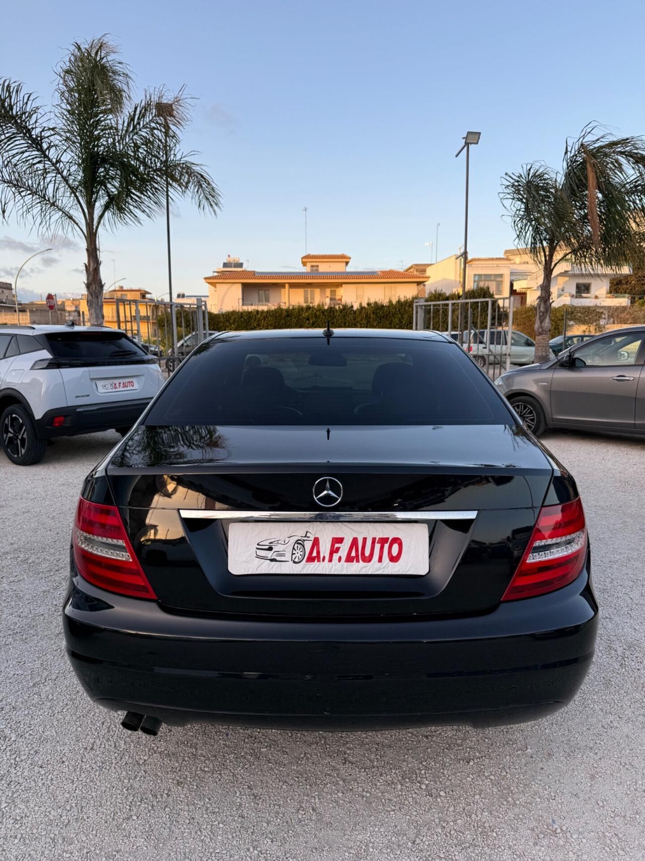 Mercedes-benz C 200 CDI BlueEFFICIENCY Avantgarde