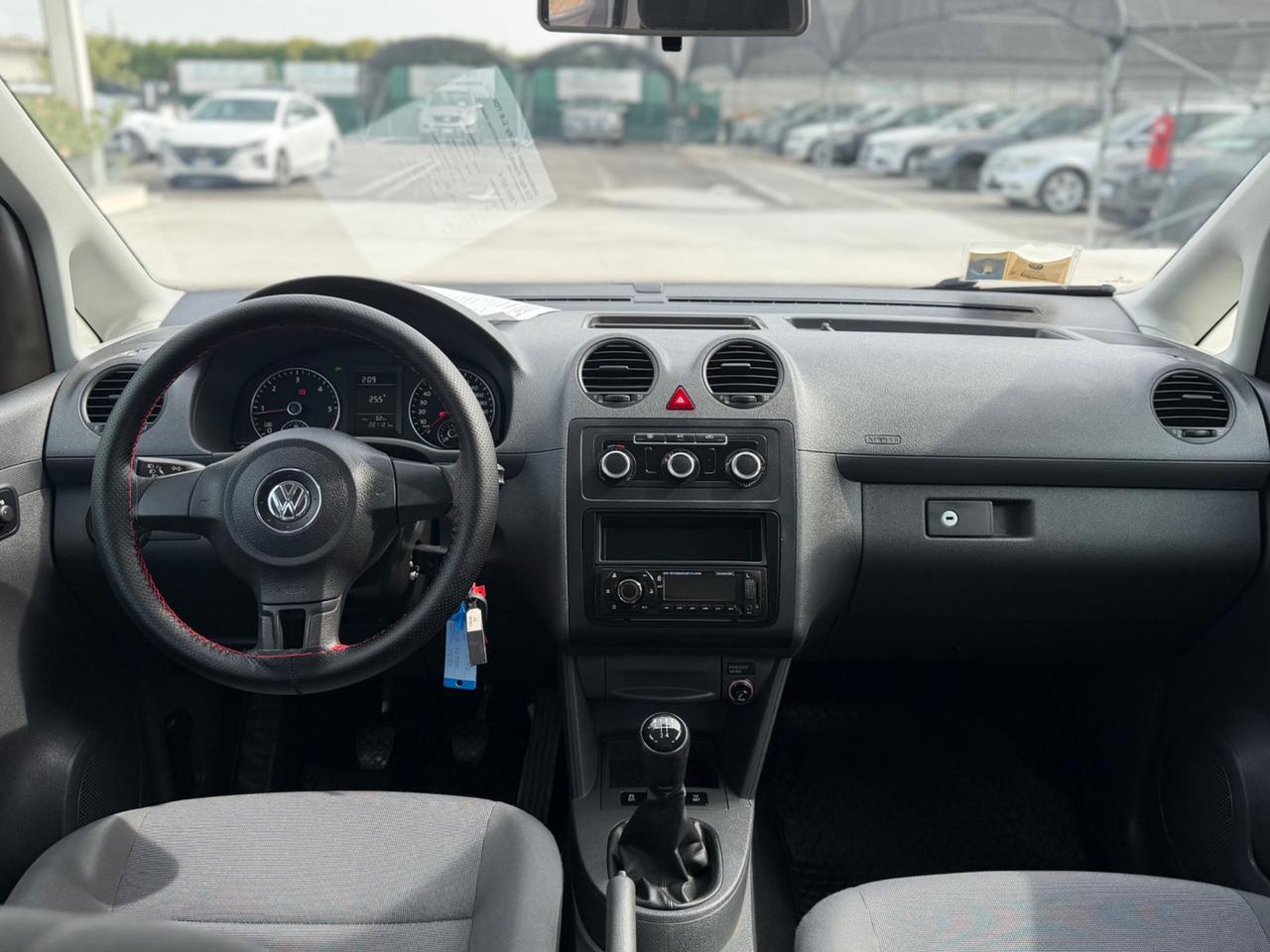 Volkswagen Caddy 1.6 TDI 102 CV 4p. Kombi Gancio traino