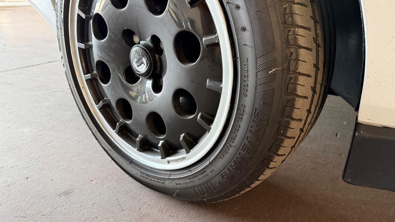 Lancia Delta S4 2.0 i.e. turbo 16V cat 5 porte HF