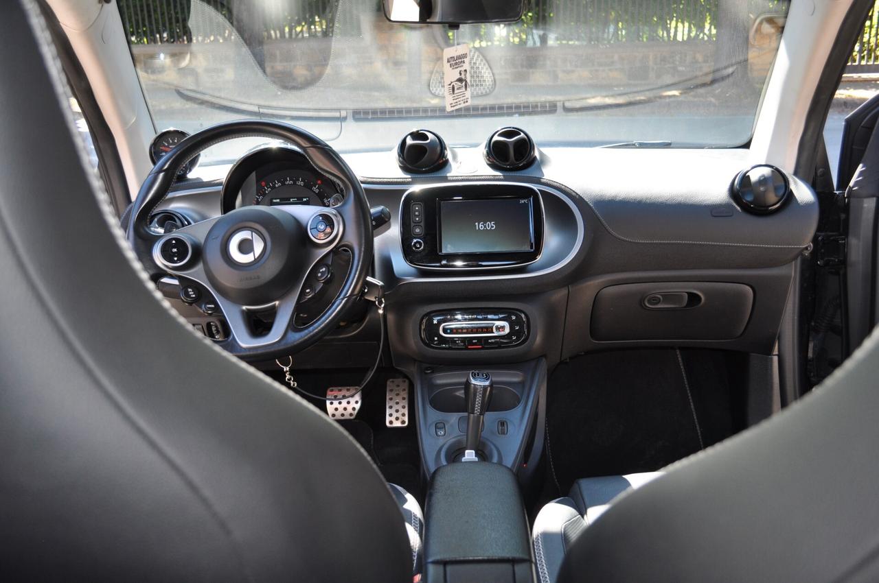 Smart ForTwo BRABUS 0.9 Turbo twinamic