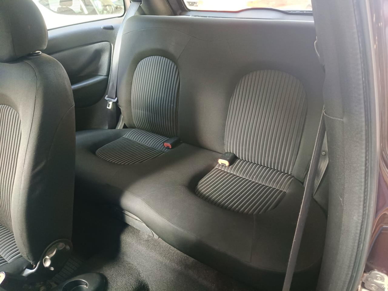 Lancia Ypsilon 1.2 69 CV Diva-NEOPATENTATI-Euro4490