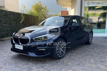 BMW 118i 5p. Luxury