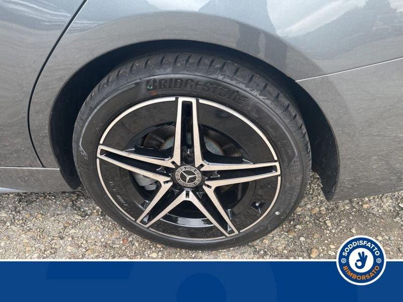 Mercedes-Benz Classe C 220d Mild Hybrid Berlina AMG Line Advanced