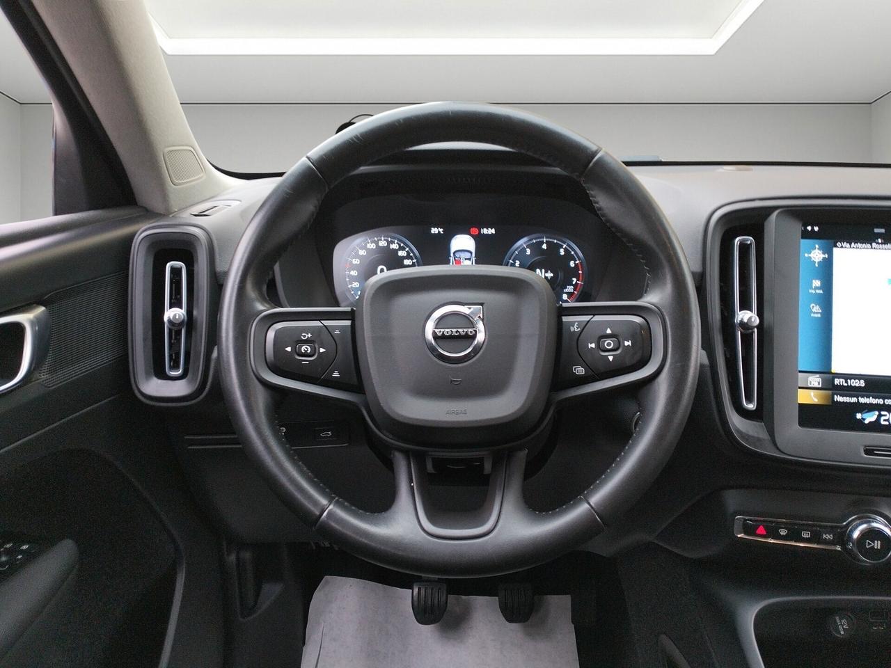 Volvo XC40 1.5 t2 Momentum my21 * IVA ESPOSTA *