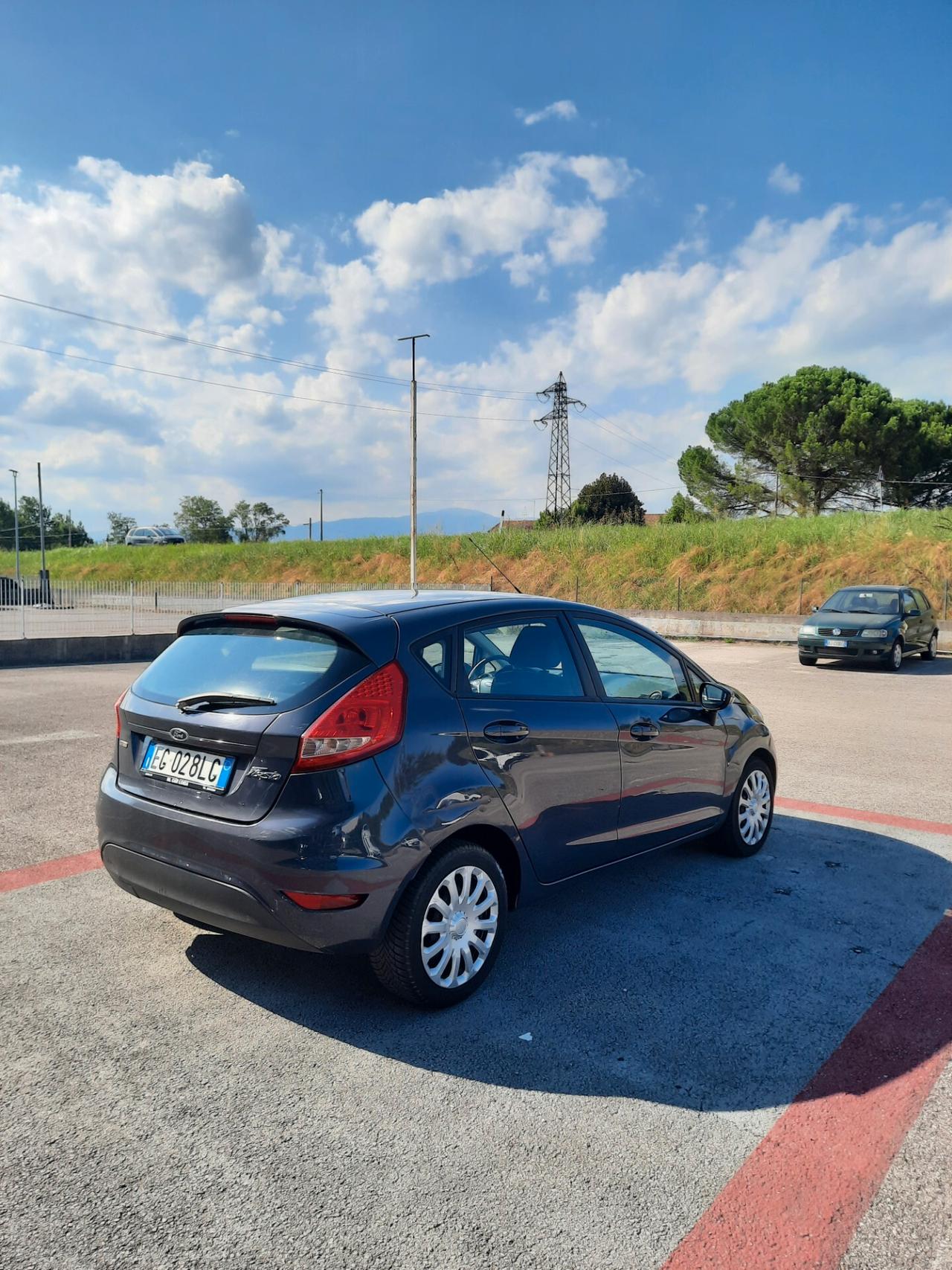 Ford Fiesta 1.4 TDCi 5p. Titanium OK NEOPATENTATI