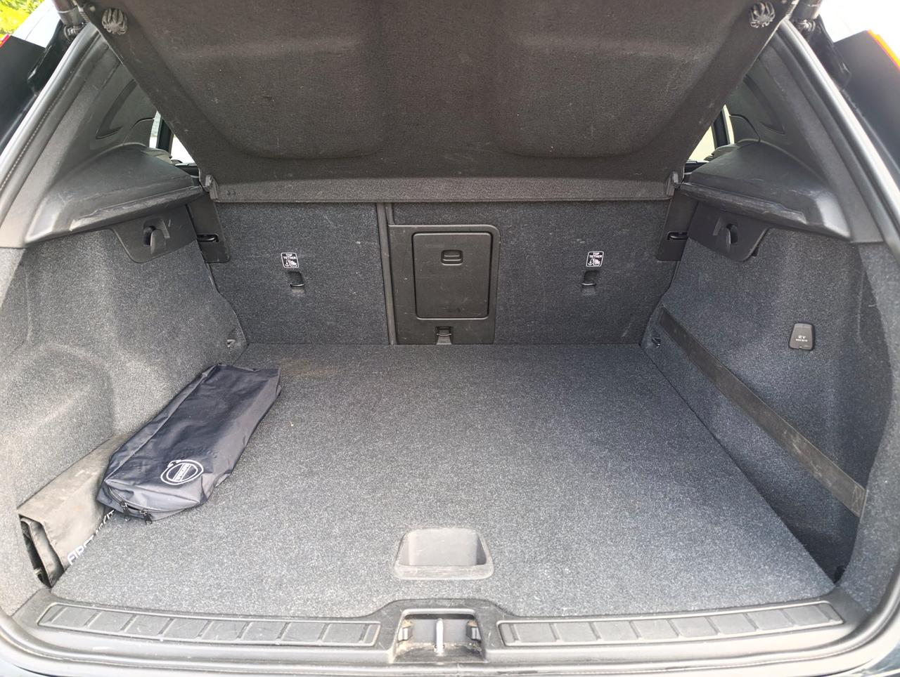 Volvo XC40 2.0 d3 Business Plus awd geartronic my20