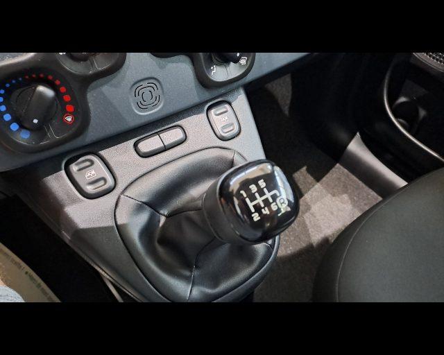 FIAT New Panda 1.0 hybrid 70cv