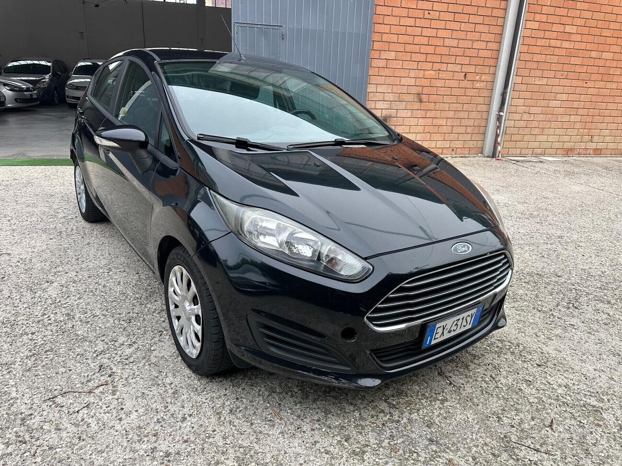 Ford Fiesta 1.5 TDCi 75CV 5 porte Titanium