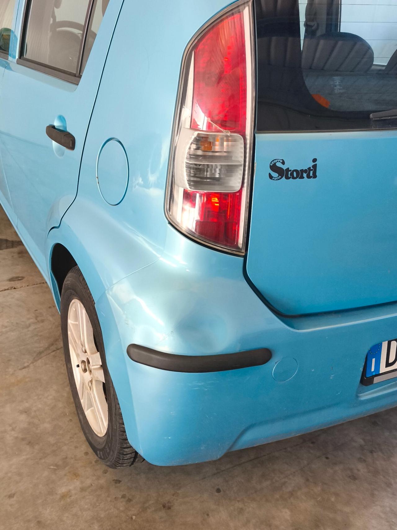 Daihatsu Sirion 1.0 12v