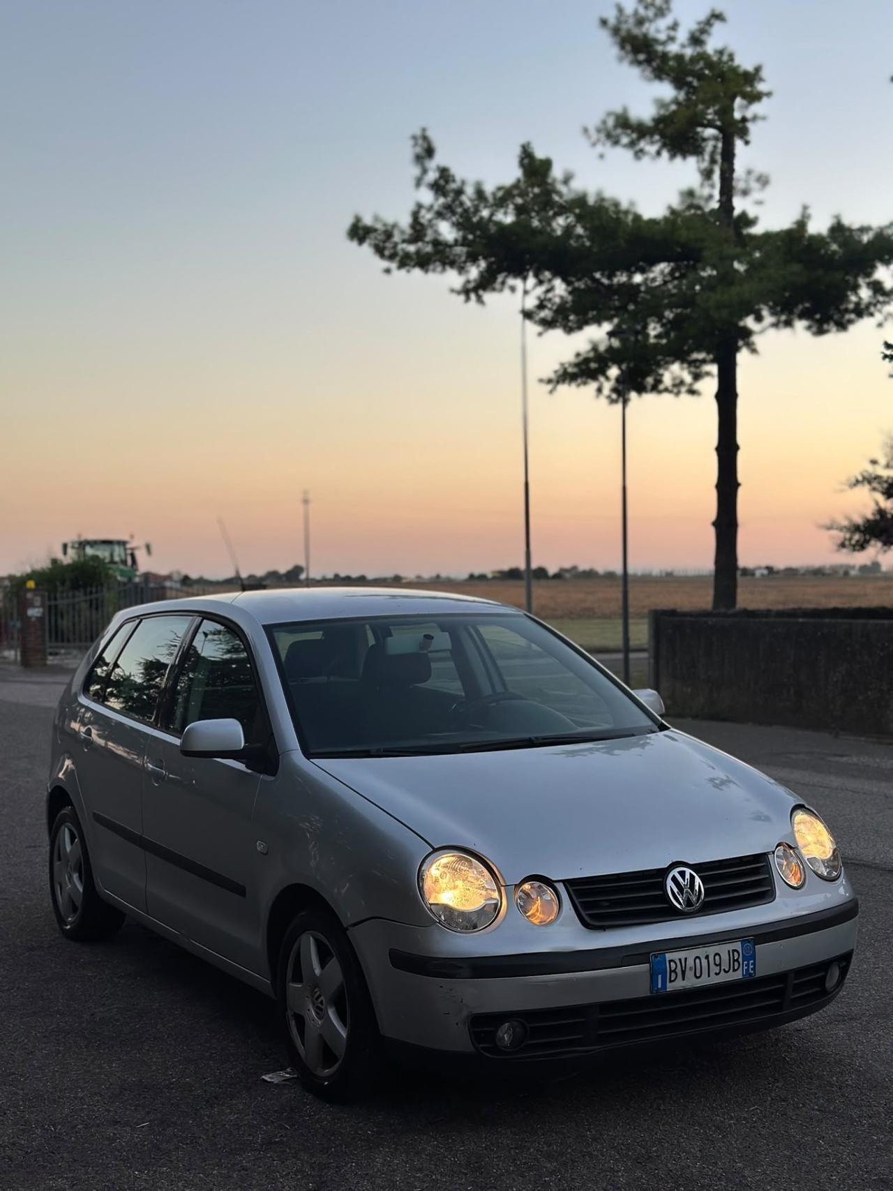 Volkswagen Polo 1.4 16V 5p. Trendline