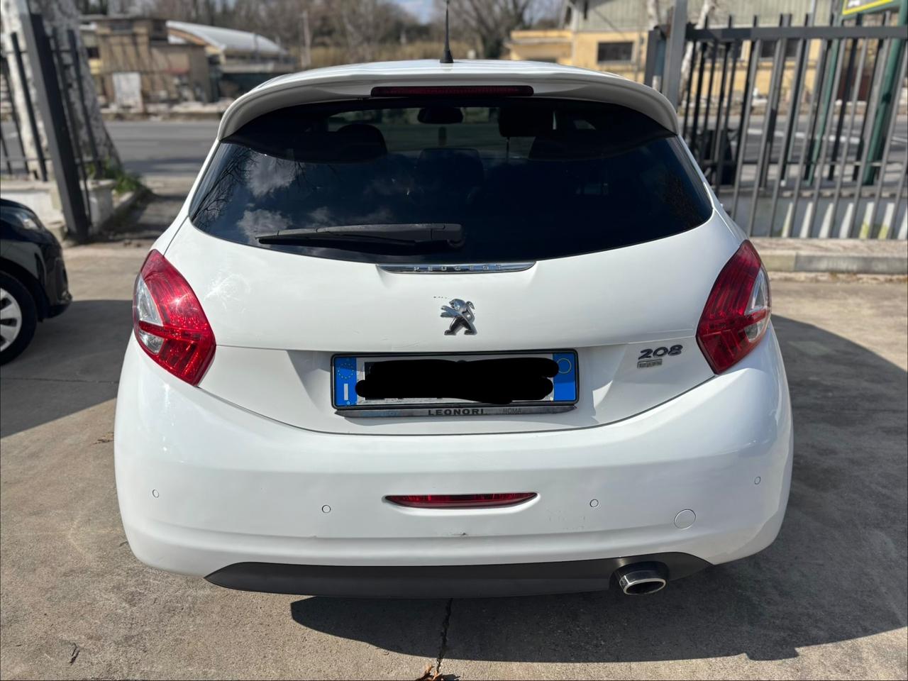 Peugeot 208 1.6 e-HDi 92 CV Stop&Start ETG6 3 porte Allure
