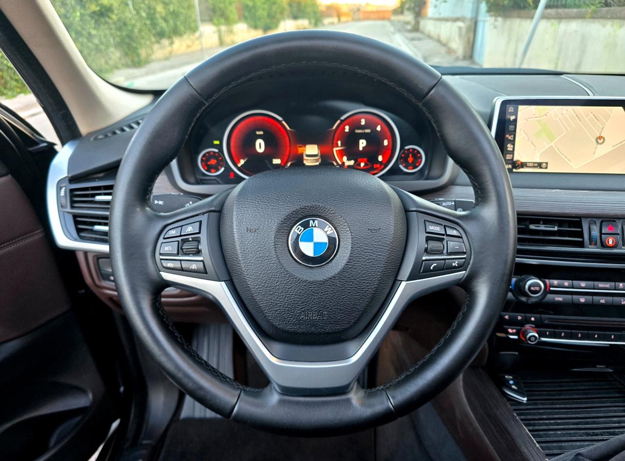 BMW X5 LUXURY 313CV N1 2018 MOTORE NUOVO