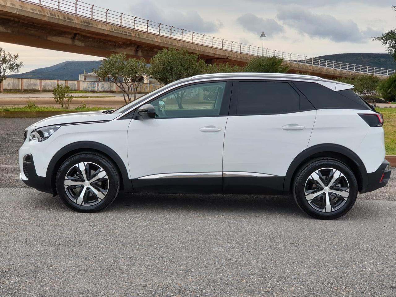 Peugeot 3008 BlueHDi 130 S&S Allure