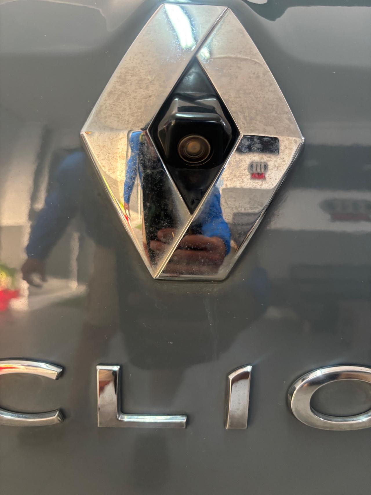 Renault Clio TCe 12V 90 CV GPL 5 porte Moschino Intens