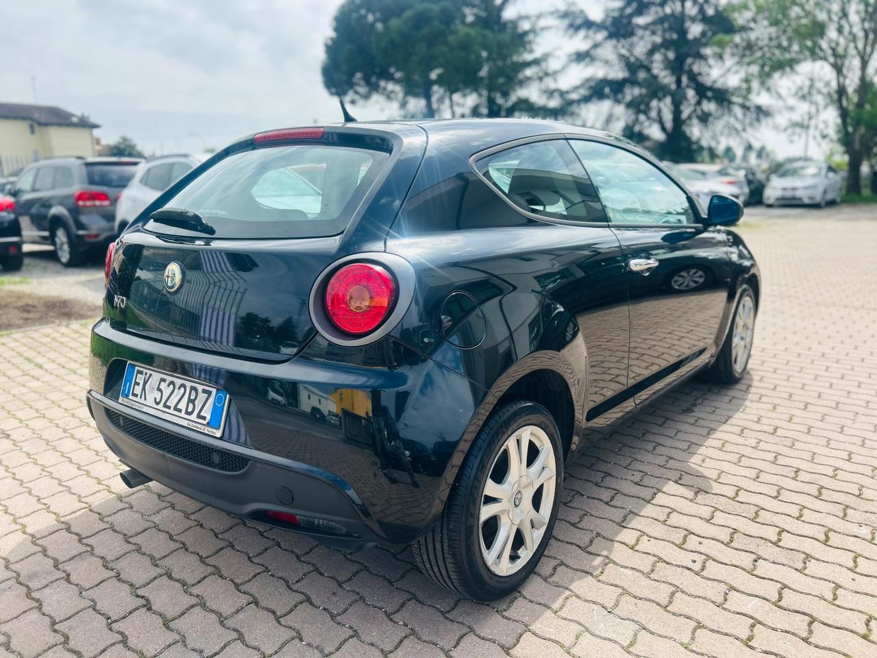 Alfa Romeo MiTo 1.3 JTDm-2 95 CV S&S Distinctive Sport Pack