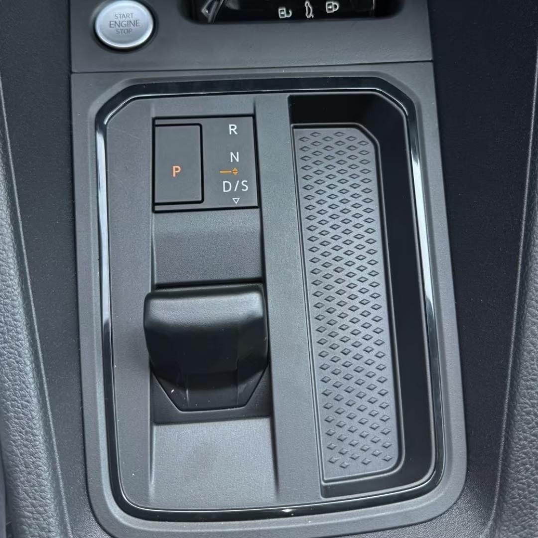 Volkswagen Caddy Maxi con pianale ribassato – Auto per disabili