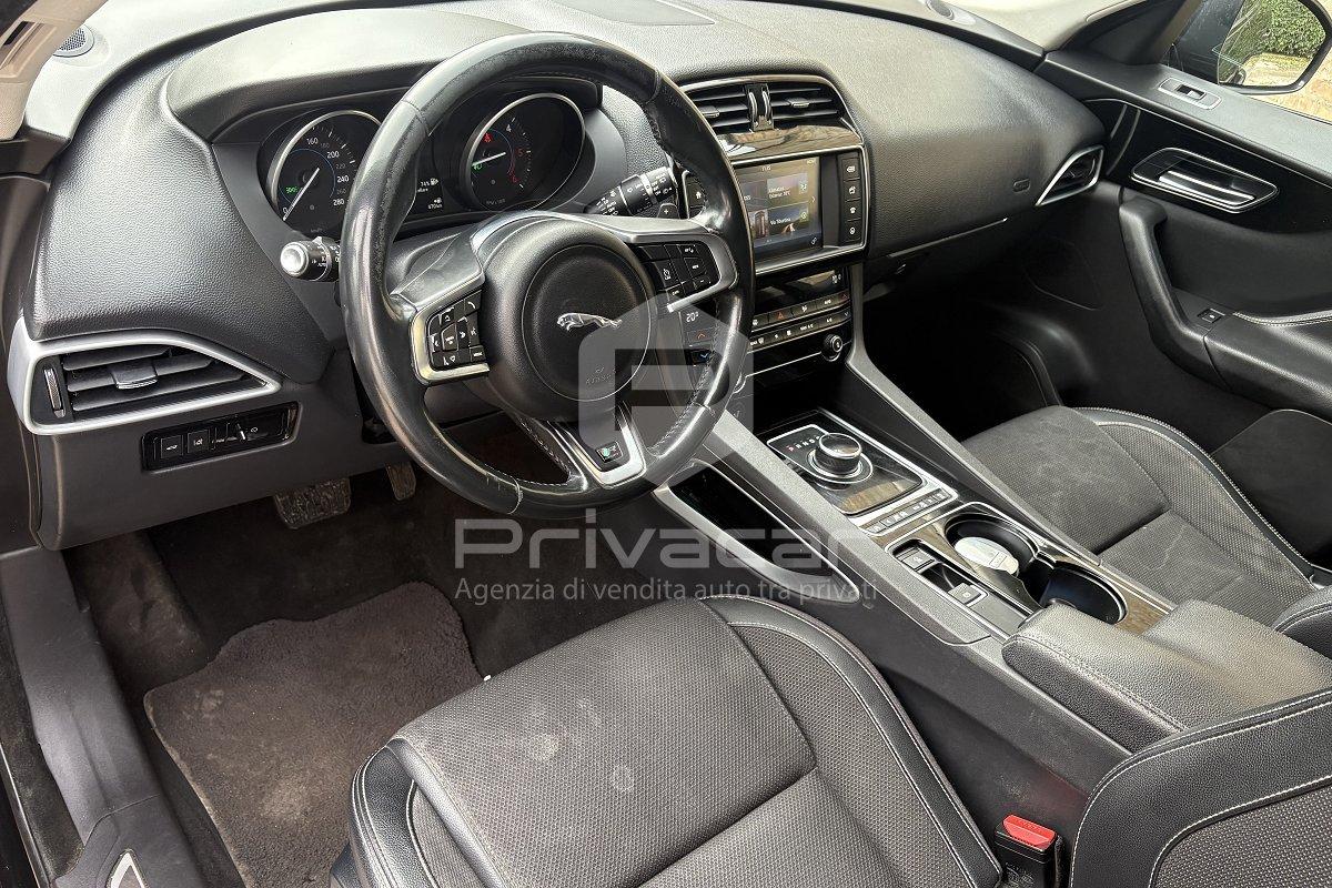 JAGUAR F-Pace 2.0 D 180 CV AWD aut. R-Sport